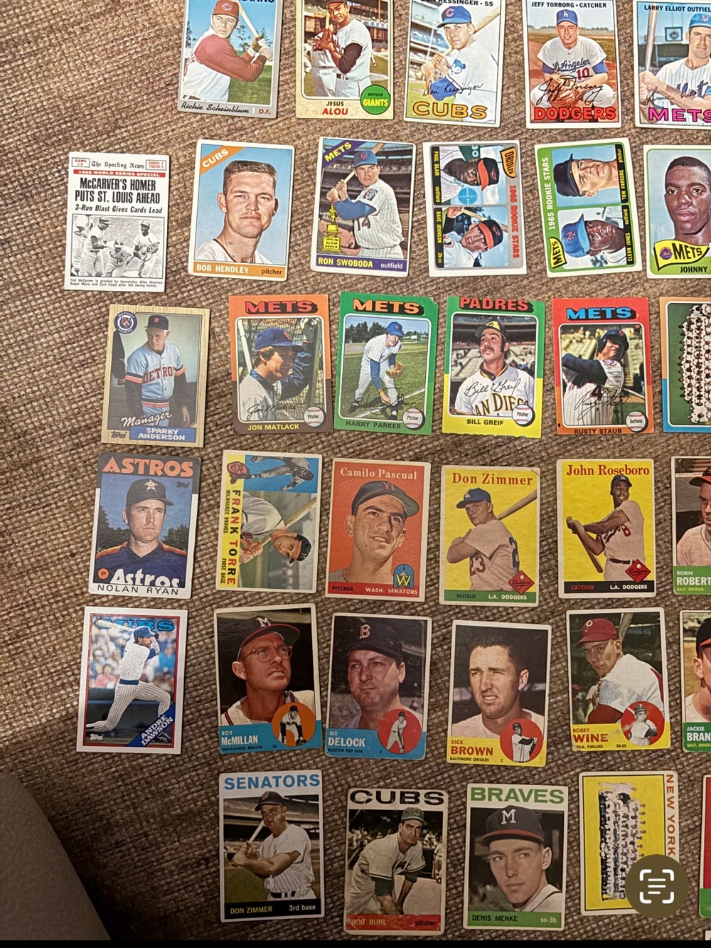 Vintage Cards from 60s-70s featuring Hank Aaron, Roberto Clemente & HOFers - Picture 5 of 7